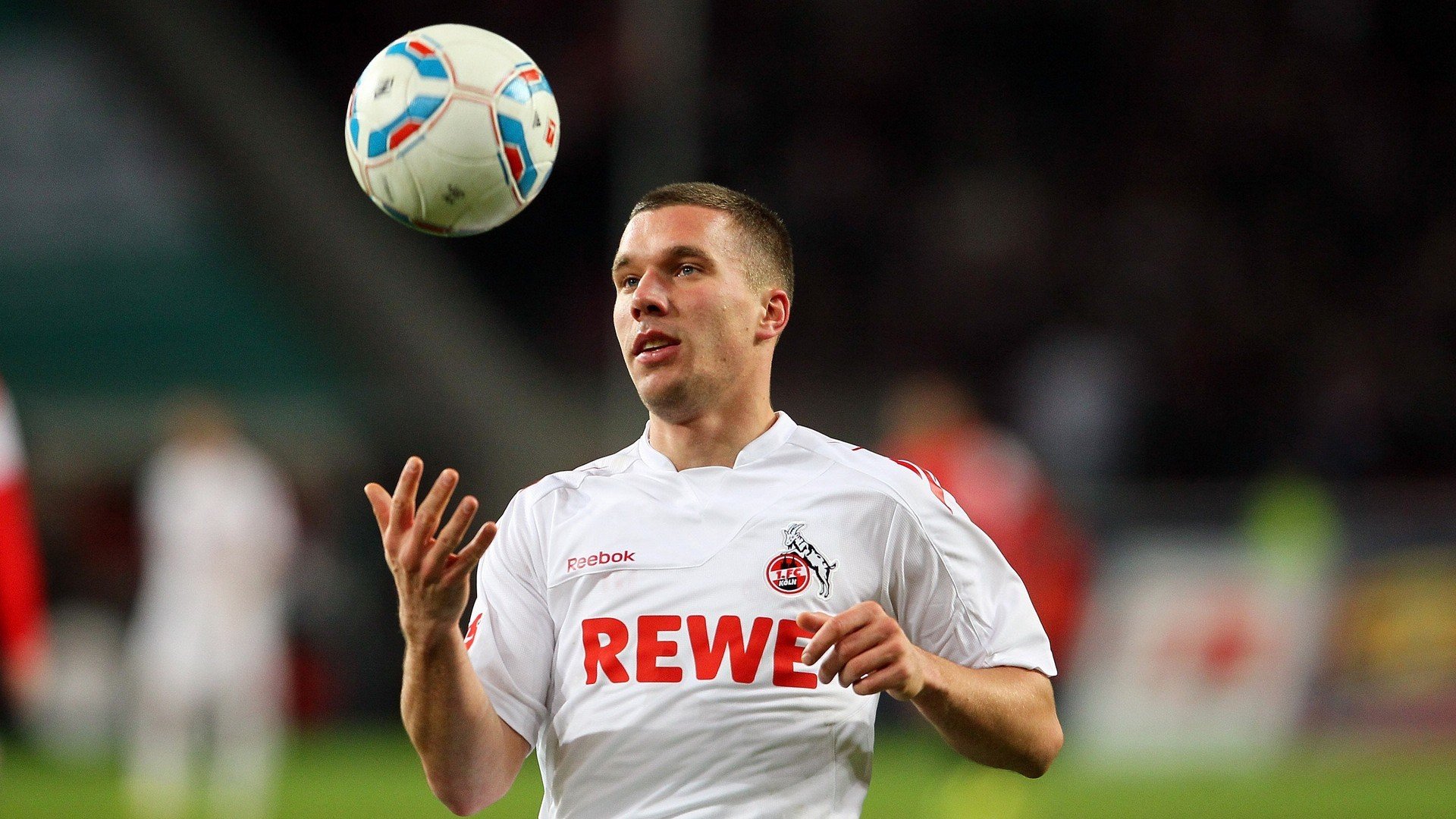 奥斯梅恩赛后评分拉满，欧冠半决赛之夜，他如何定义了唯一性？